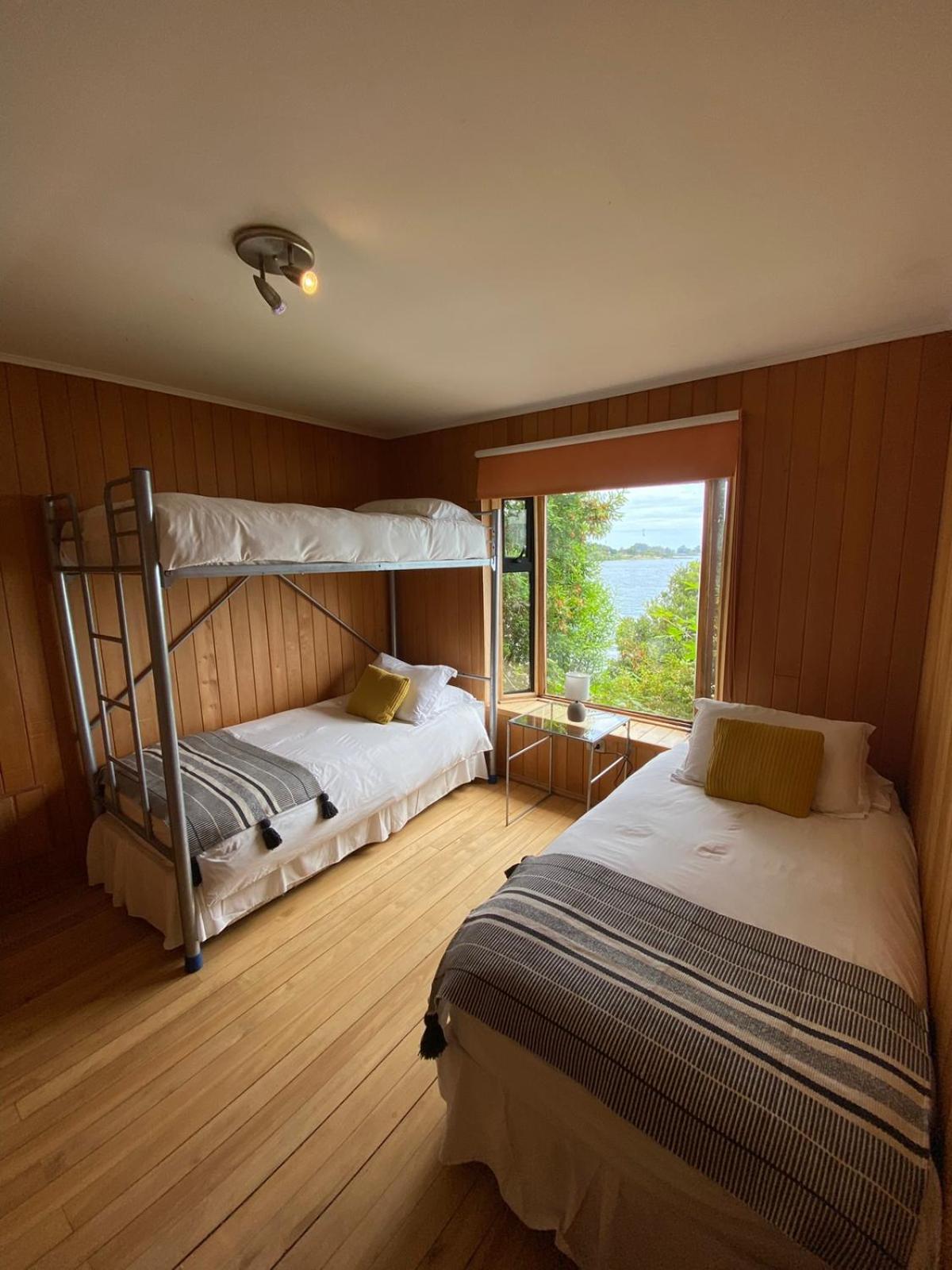 Cabanas Bahia Celeste, Puerto Varas Luaran gambar
